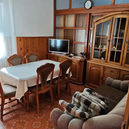 8 Apartment